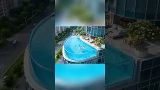 Customized acrylic swimming pool suspended above the building #polyaspartic #home #swimmingpool
