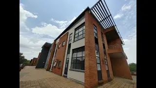 Spacious office to let in Highveld