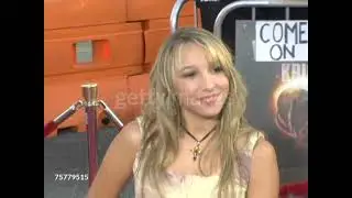 Ashley Edner At Fan Screening War Of The Worlds