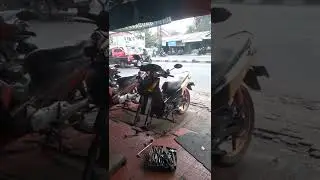 ganti ban depan federal 70/90 supra helm in