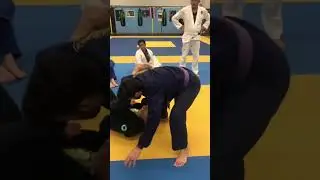 Lasso guard to Omoplata ~ #henrypanek #jiujitsu #bjj #blackbelt#drills #omoplata  #oss #bjjlifestyle