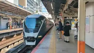 E261系サフィール踊り子　横浜駅発車