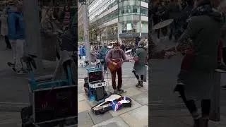 One-man band street performer ~ Manchester #shorts #manchester #busking #busker #streetperformer