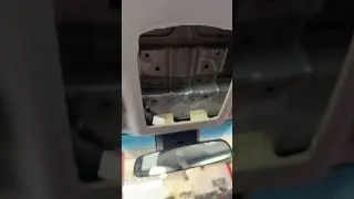 2018 Toyota Camry front dome light replacement.
