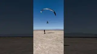 Getting thrown into the air on a Moustache Paraglider is beyond exhilarating!!🤙#flying #paragliding
