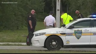 3 teenage Good Samaritans rescue woman from vehicle in pond