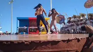 Jogos de capoeira com Arthur Fiu, quedas e macac&otilde;es de golpes 
