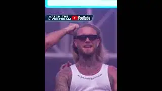 MORTEN GETS A HAIRCUT ON STAGE #ULTRA25