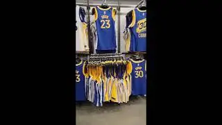 Warriors Team Store-November 15, 2021 | Quick Clip |