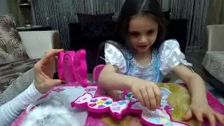 Lina preparing for the costume party. Being Sindrella.Fun child video.
