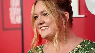 Colleen Hoover SHOCKS Fans Live On Instagram!