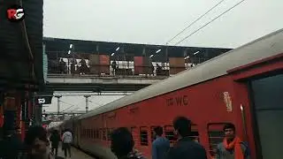 हज़रत निज़ामुद्दीन - जबलपुर GONDWANA EXPRESS Train Announcement at Hazrat Nizamuddin