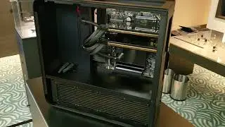 This Is An EPIC EKWB System - Envious Mods