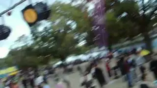 Laurie's Amusements Breakdance At Moomba Waterfest 2009
