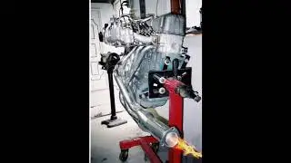 More 280z engine sounds, revving!!