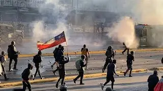 Miles vuelven a protestar en Chile para pedir renuncia de Pi&ntilde;era | AFP