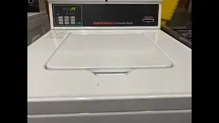 Speed Queen Top Load Washer SWNNY2SP115TW01 - Washing a Large Load