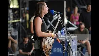 Kings of Leon - Knocked Up (Live in Bonnaroo 2007)