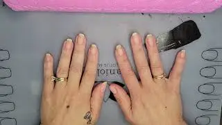 Zoya polish removal with Ella + Mila Soy Polish remover & painting my nails with Rocket Nail Fuel!