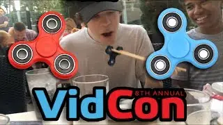 Animal Jam VIDCON || Day 1 || APARRI EATS A FIDGET SPINNER???