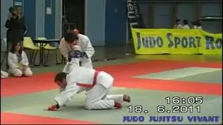 Jujitsu Fighting Demonstration 🥋 | Techniques and Combat Phases