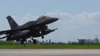 &Iota;niochos 2018 Hellenic Air Force F-16 Mirage 2000 F-4E Phantom Landings