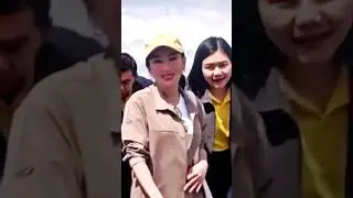 @The intelligent and radiant female Minister of Culture of Thailand