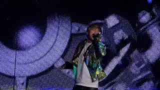 BIGBANG - Feeling (Alive Galaxy Tour, NJ 121109) HD