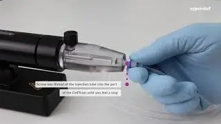 Mouting the injection tube onto the Eppendorf CellTram&reg; 4