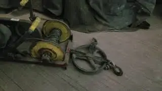 Reimann and Georger 200lb Hoist