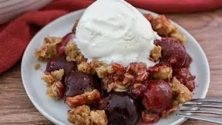 Fresh Summer Cherry Crisp Recipe