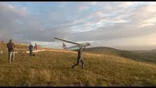 5m synchro flight rc gliders - Skywalker XL and ASW 15b - Menez Hom