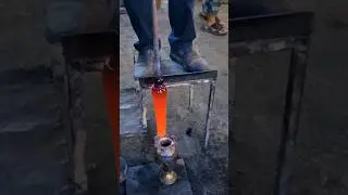 Molten Glass Blowing in Copper 🏺Full video coming soon!#GlassBlowing #Masterpiece #Artisan