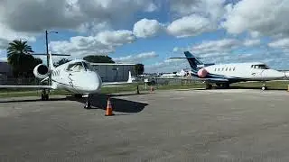 Bombardier Learjet 60 & Beechcraft HS 800XP at KFXE Fort Lauderdale Executive.