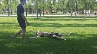 Инвалиды  в парке(неудавшийся флекс)