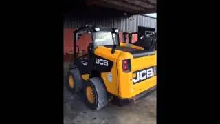 JCB 300 tire loader 1 04 2014
