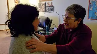 Geek Vlog 041: Surprising My Mom with a New Year's Trip Home to Iowa