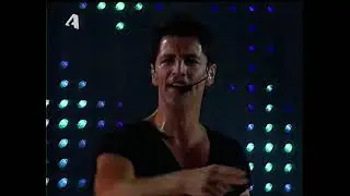Sakis Rouvas/Σάκης Ρουβάς ( Live) - Όσο ζω & Ο τρόπος που κοιτάζει