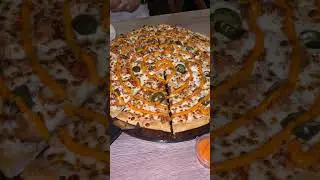 CAPRINOS PIZZA 4/10 Not recommended #viral #foodie #explore #viralshorts #pakistan #food