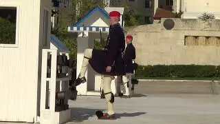 Evzones Greek Presidential Guard  &Tau;omb of Unknown Soldier  Monument in Athens   15 - 11 - 2025