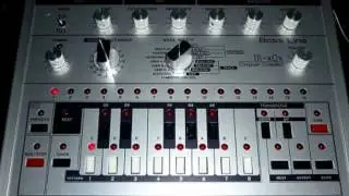 R.BOY - Love Energy - x0xb0x (xoxbox) + Roland TR-505 = Acid House