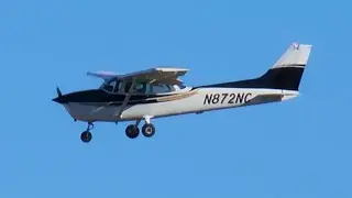 1981 Cessna 172P Skyhawk P | Landing | New Century AirCenter (JCI/KIXD) | N872NC