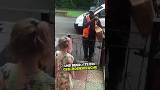 Sie lernte Geb&auml;rdensprache, um mit ihrem geh&ouml;rlosen Lieferfahrer zu sprechen.