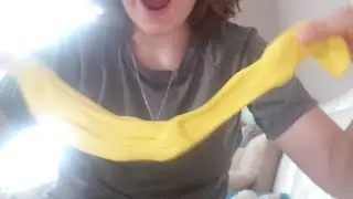 How to make slime with stuff you can find in your house