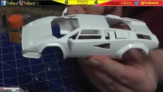 Building Italeri Lamborghini Countach 5000 Quattrovalvole scale 1:24