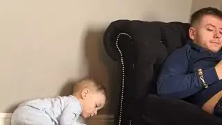 Clever 2 y/o boy makes a move for cash while Dad is clueless on the couch || WooGlobe