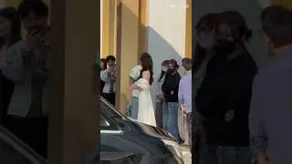 金晨，她太瘦了，瘦的感觉衣服都撑不住了，如果再胖点就更好看了