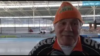 79-jarige Arie Kunst nog altijd actief op de schaatsbaan