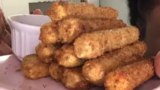 Mozzarella Sticks out of String Cheese