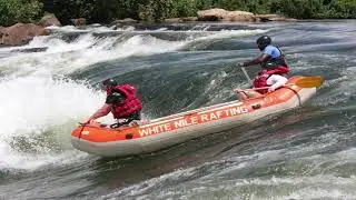 Rafting, grade 5/6 river, White Nile, Uganda